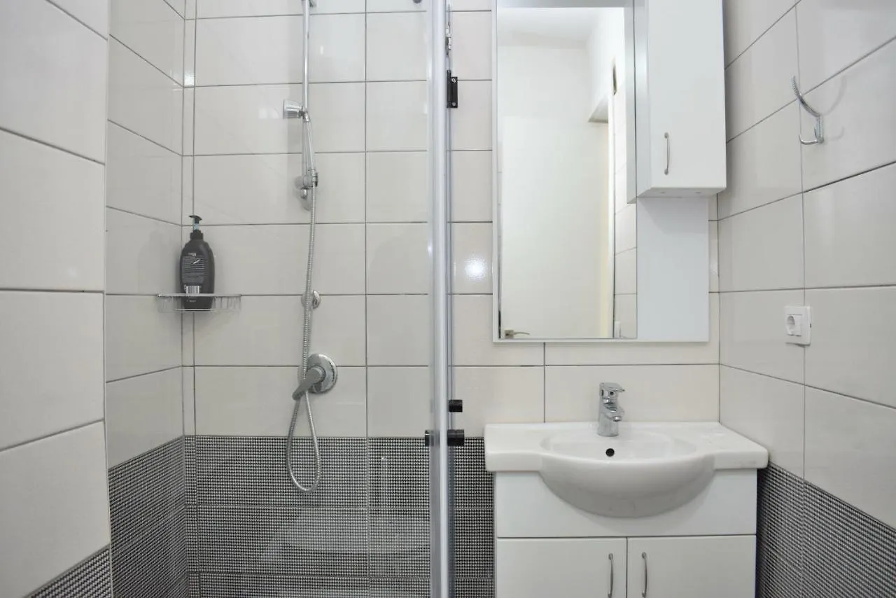 Wide Beach Apartment - 236 Durres