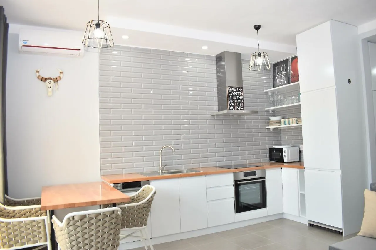 Wide Beach Apartment - 236 Durres